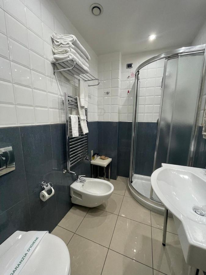 Hotel Villa Savoia Turin Bagian luar foto