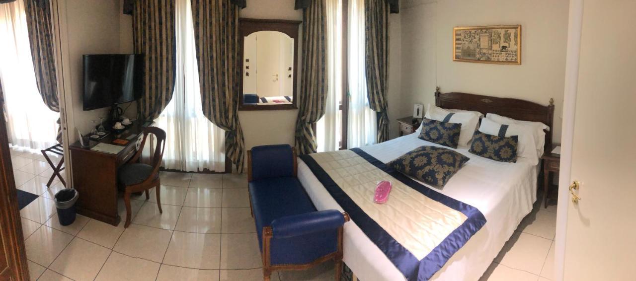 Hotel Villa Savoia Turin Bagian luar foto